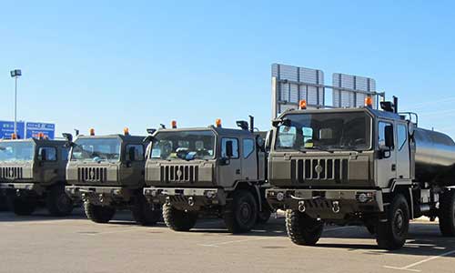 Encore des poids lourds IVECO pour l'armée roumaine ! _c_min10