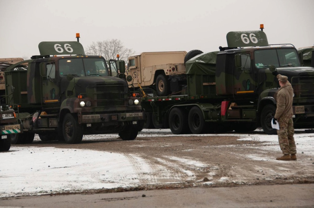 Acheminements de la 1 ArBde US pour Atlantic Resolve Dx3n9k10