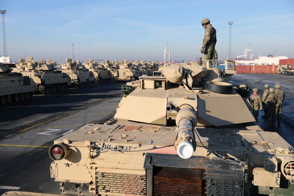 Acheminements de la 1 ArBde US pour Atlantic Resolve Dxepav10