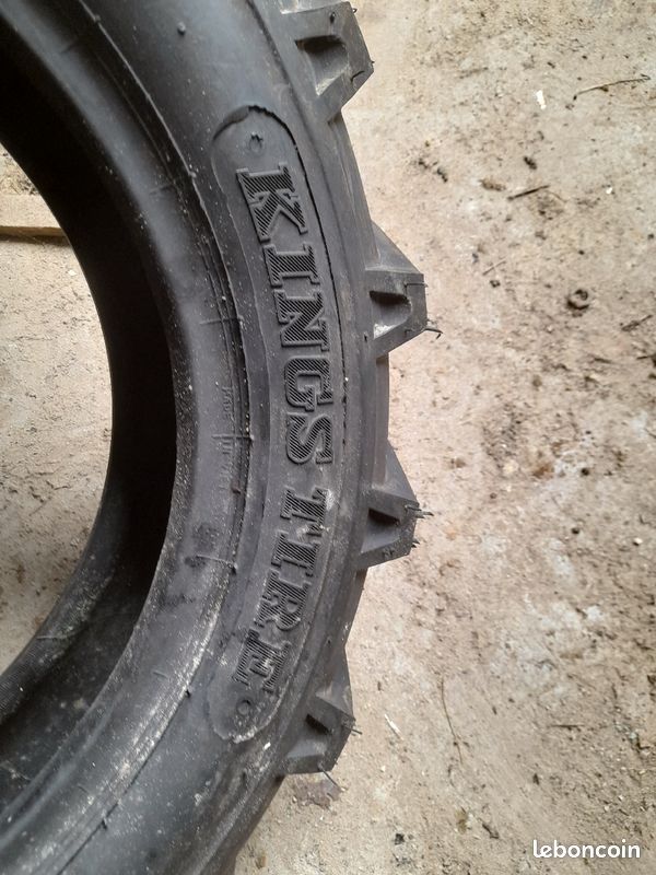 ( Vends)  ou (échange)  deux pneus 6.5/80r 15 6e266e10