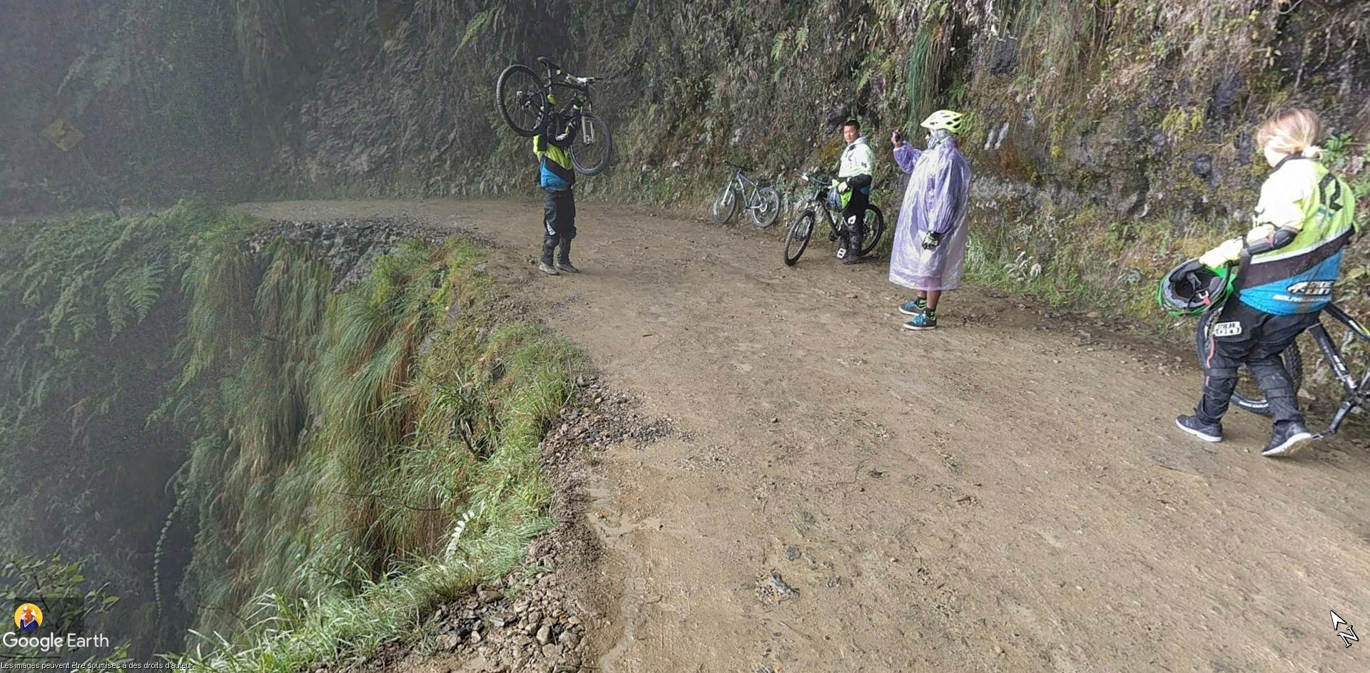 Balade  à vélo en Bolivie. La route de la mort. A2788