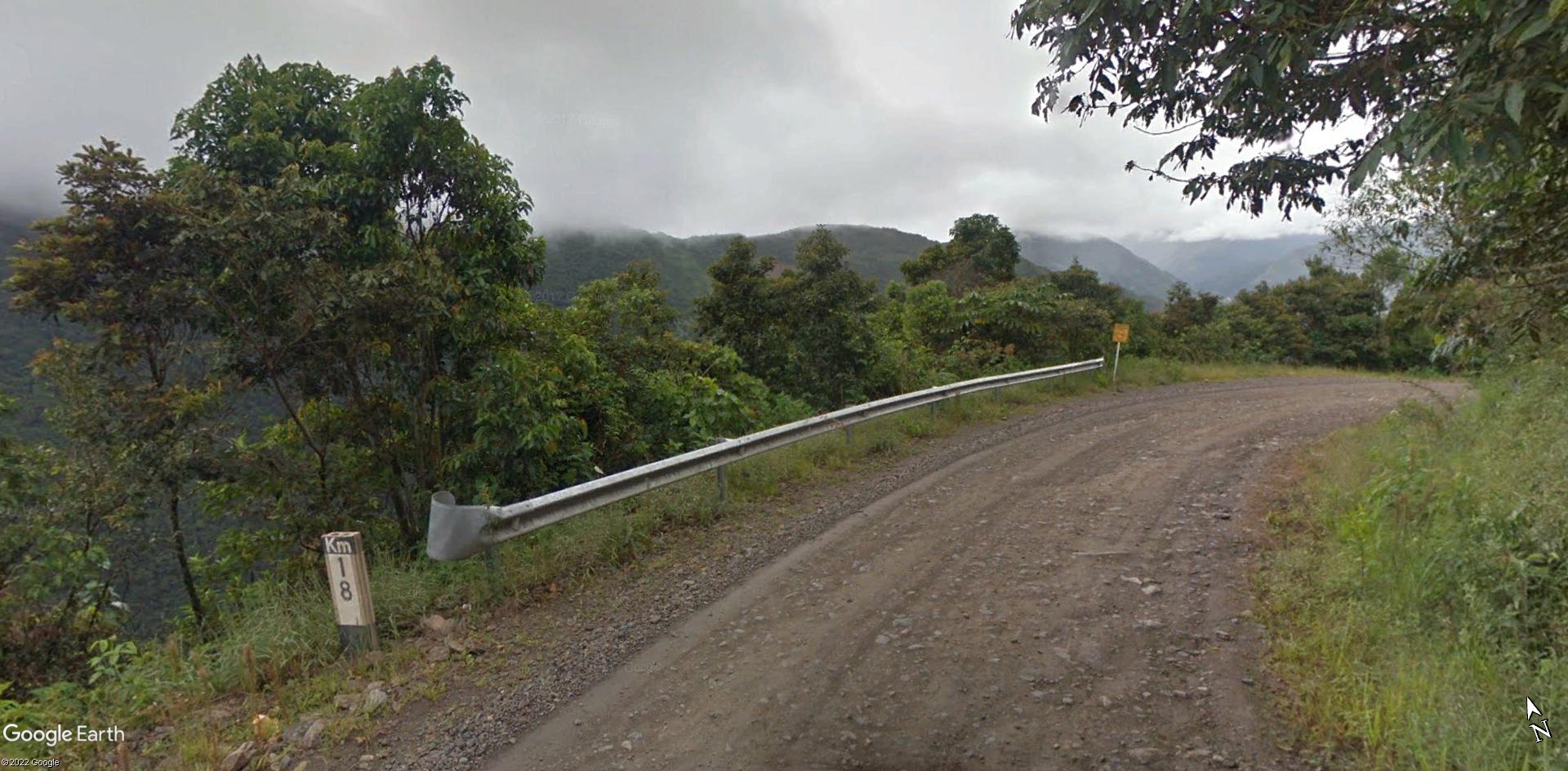 Balade  à vélo en Bolivie. La route de la mort. A2807