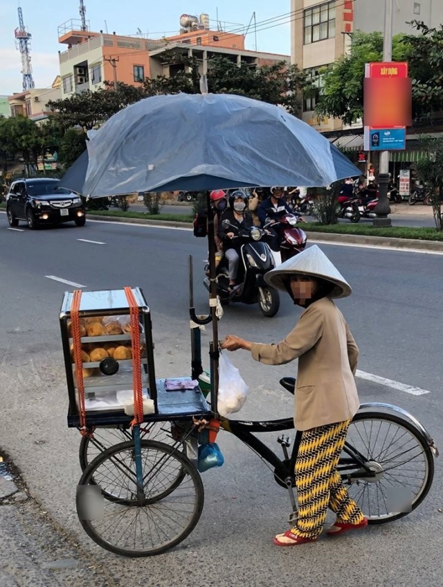 TSGE accompagne François M. à Da Nang. Nos remarques, nos commentaires. A538