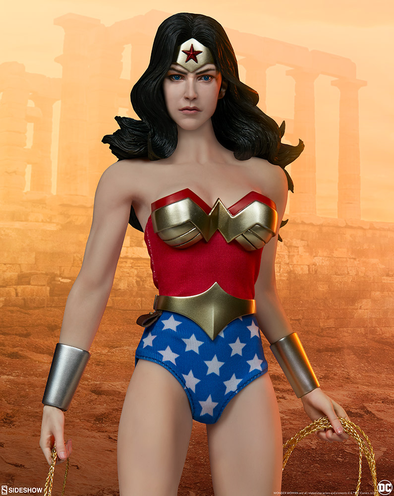 classic - NEW PRODUCT: Sideshow: 1/6 Classic Comic Style - Wonder Woman/ Wonder Woman (#100189) 08244710