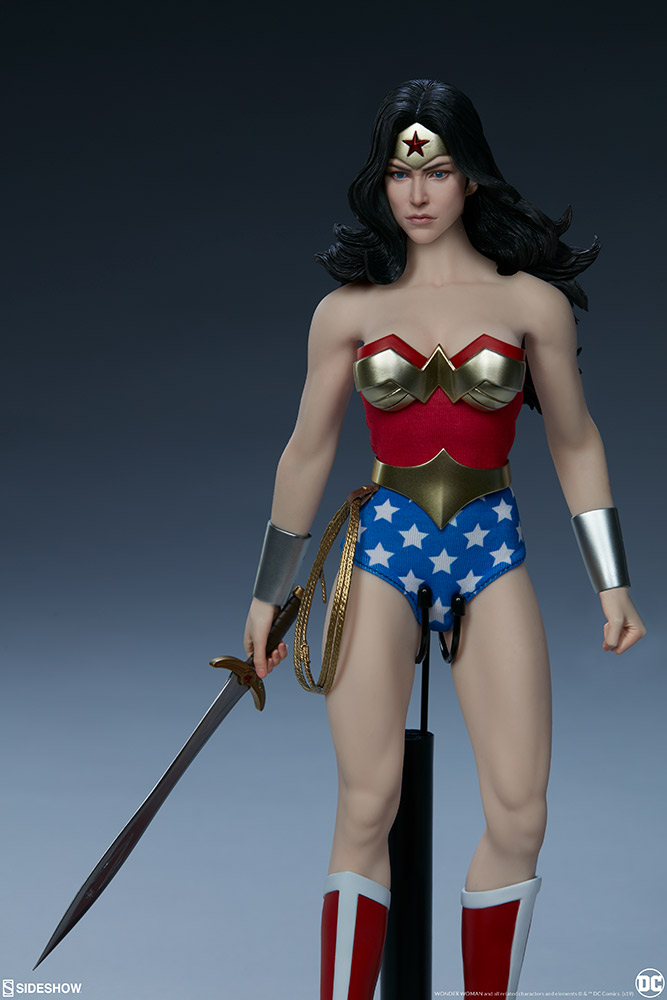 classic - NEW PRODUCT: Sideshow: 1/6 Classic Comic Style - Wonder Woman/ Wonder Woman (#100189) 08251410