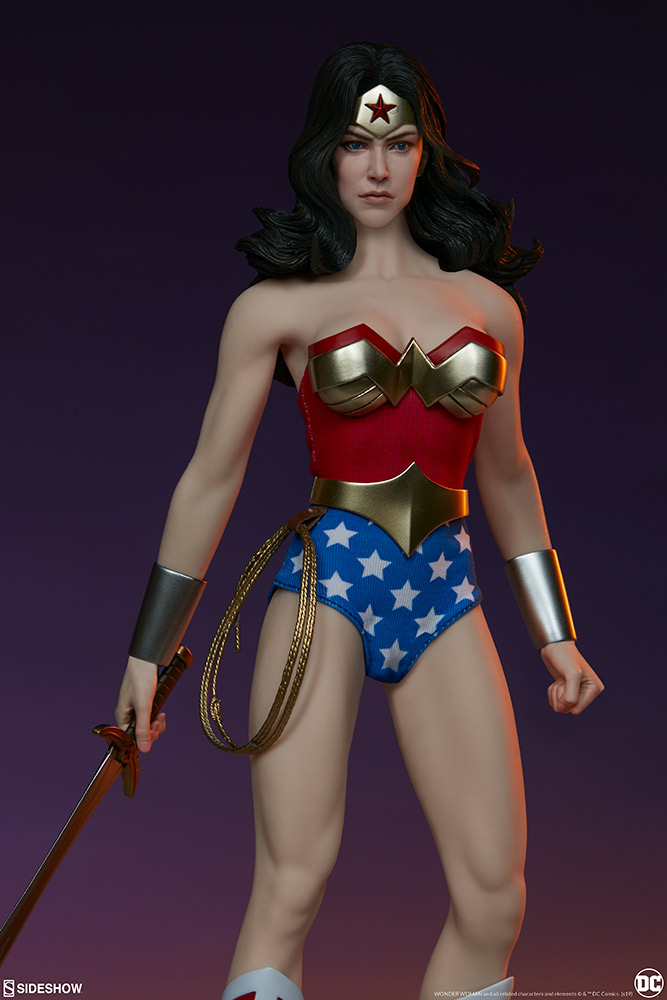 classic - NEW PRODUCT: Sideshow: 1/6 Classic Comic Style - Wonder Woman/ Wonder Woman (#100189) 08252310