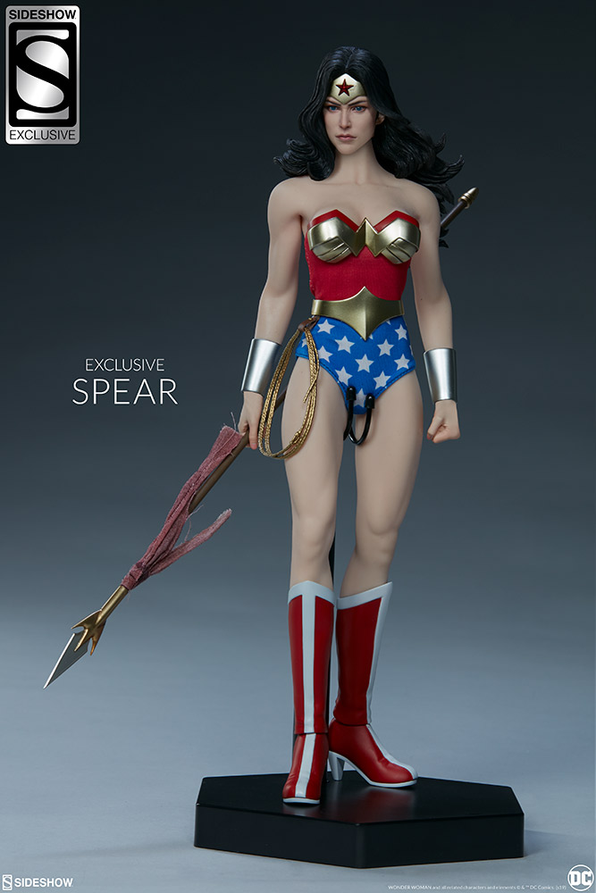 Female - NEW PRODUCT: Sideshow: 1/6 Classic Comic Style - Wonder Woman/ Wonder Woman (#100189) 08253210