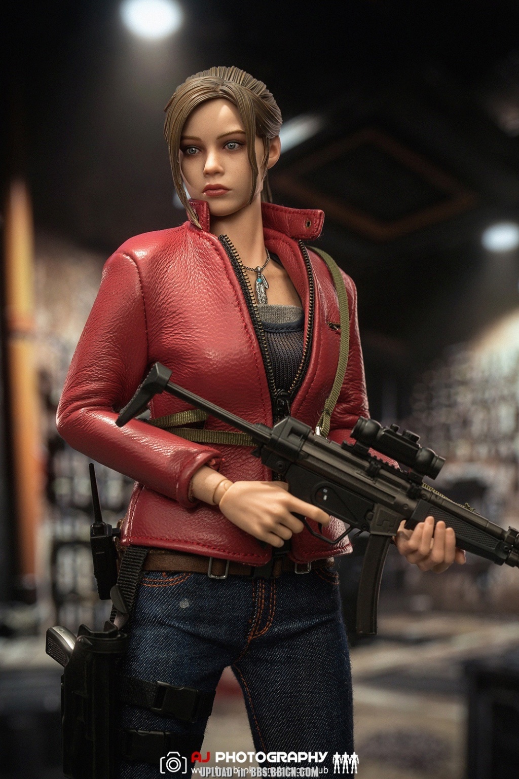 NEW PRODUCT: NAUTS & DAMTOYS: DMS031 1/6 Scale Resident Evil 2 - Claire Redfield (reissue?) 10223d10
