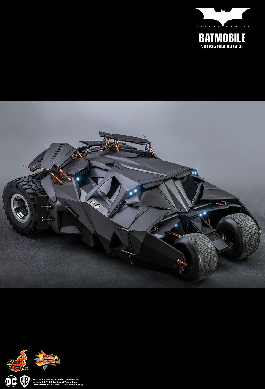 NEW PRODUCT: HOT TOYS: BATMAN BEGINS BATMOBILE 1/6TH SCALE COLLECTIBLE VEHICLE 10347