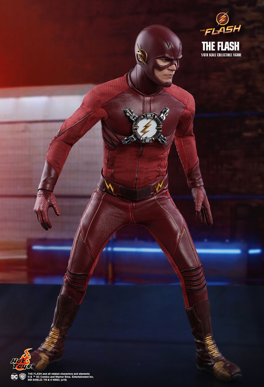 NEW PRODUCT: HOT TOYS: THE FLASH THE FLASH 1/6TH SCALE COLLECTIBLE FIGURE 11032