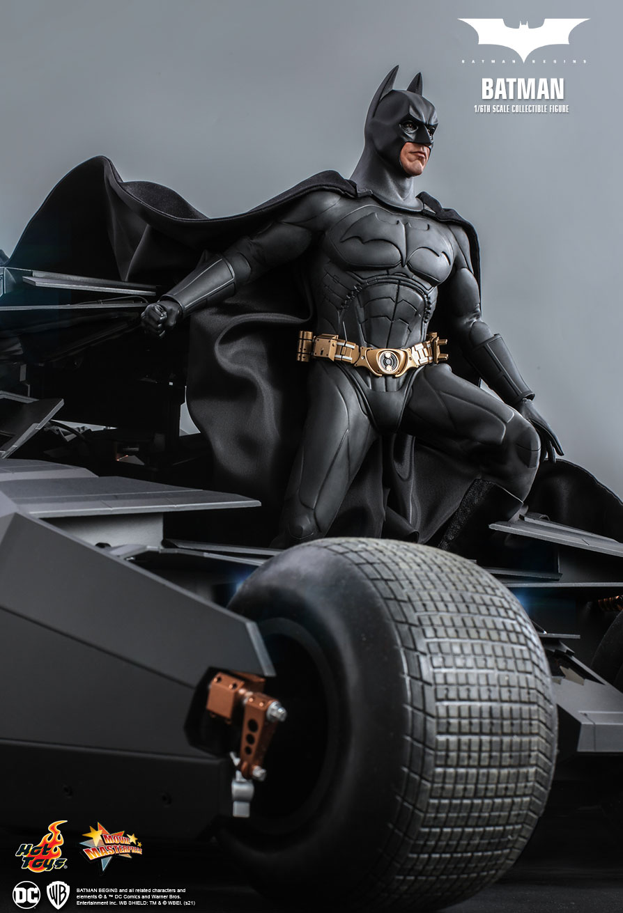 HotToys - NEW PRODUCT: HOT TOYS: BATMAN BEGINS BATMAN 1/6TH SCALE COLLECTIBLE FIGURE 11457