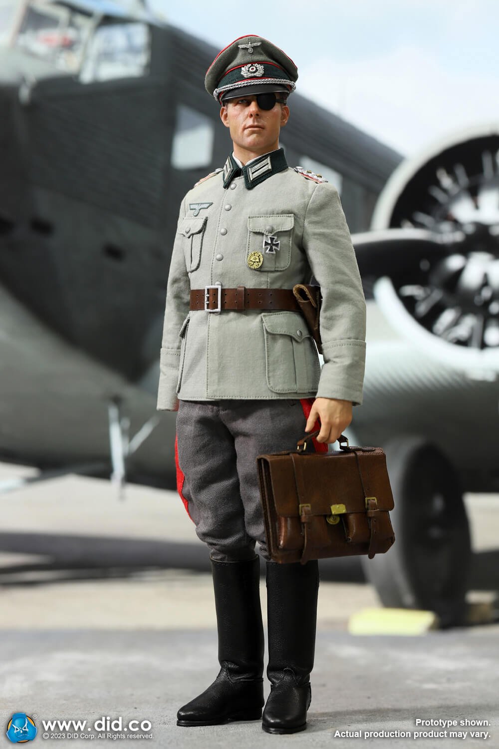 Historical - NEW PRODUCT: DiD: D80162 Oberst I.G. Claus Von Stauffenberg  OPERATION VALKYRIE 11897