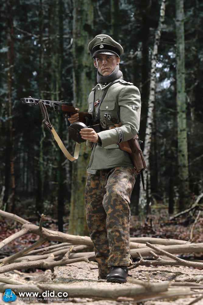 SSPanzerDivision - NEW PRODUCT: Fredro - SS-Panzer-Division Das Reich NCO - MG42 Gunner C - DiD 1/6 Scale Figure 11_14_10