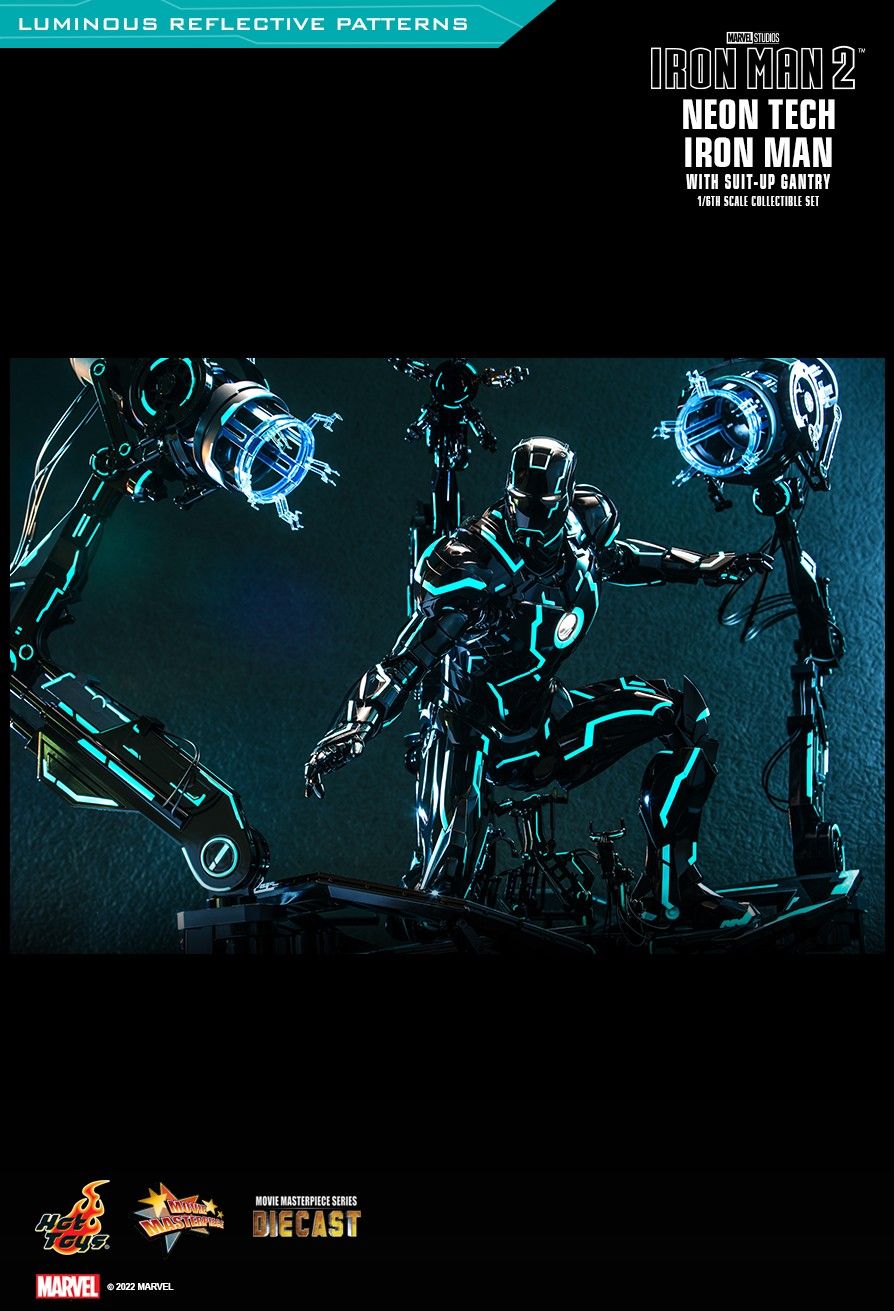 comicbook - NEW PRODUCT: HOT TOYS: IRON MAN 2: NEON TECH IRON MAN WITH SUIT-UP GANTRY HOT TOYS EXCLUSIVE 1/6TH SCALE DIECAST COLLECTIBLE FIGURE SET 12476