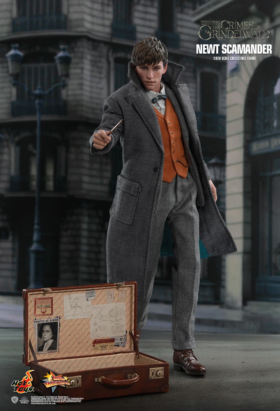 NEW PRODUCT: HOT TOYS: FANTASTIC BEASTS: THE CRIMES OF GRINDELWALD NEWT ... New Product: Hot Toys: Fantastic Beasts: The Crimes Of Grindelwald Newt ...