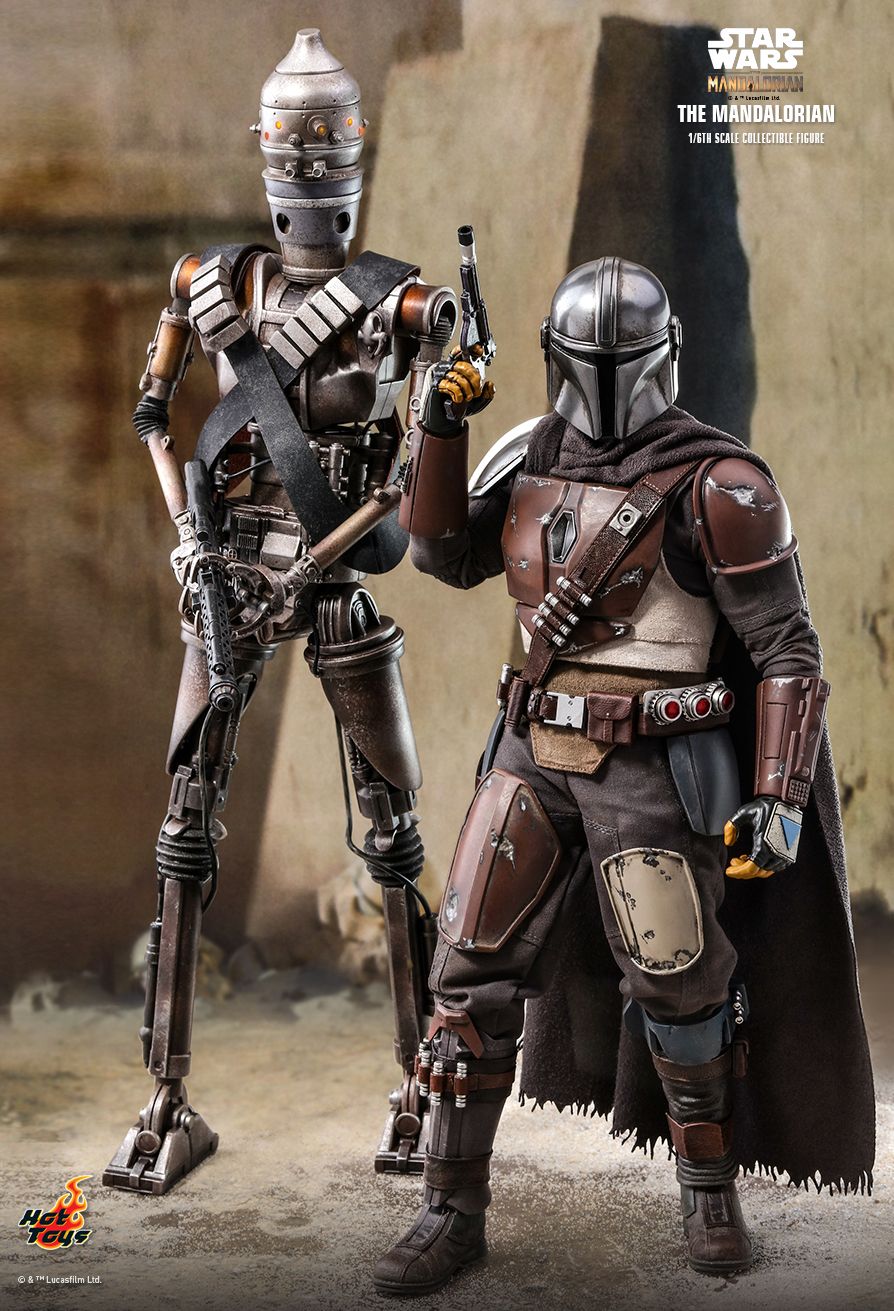 Disney - NEW PRODUCT: HOT TOYS: THE MANDALORIAN -- THE MANDALORIAN 1/6TH SCALE COLLECTIBLE FIGURE 2404