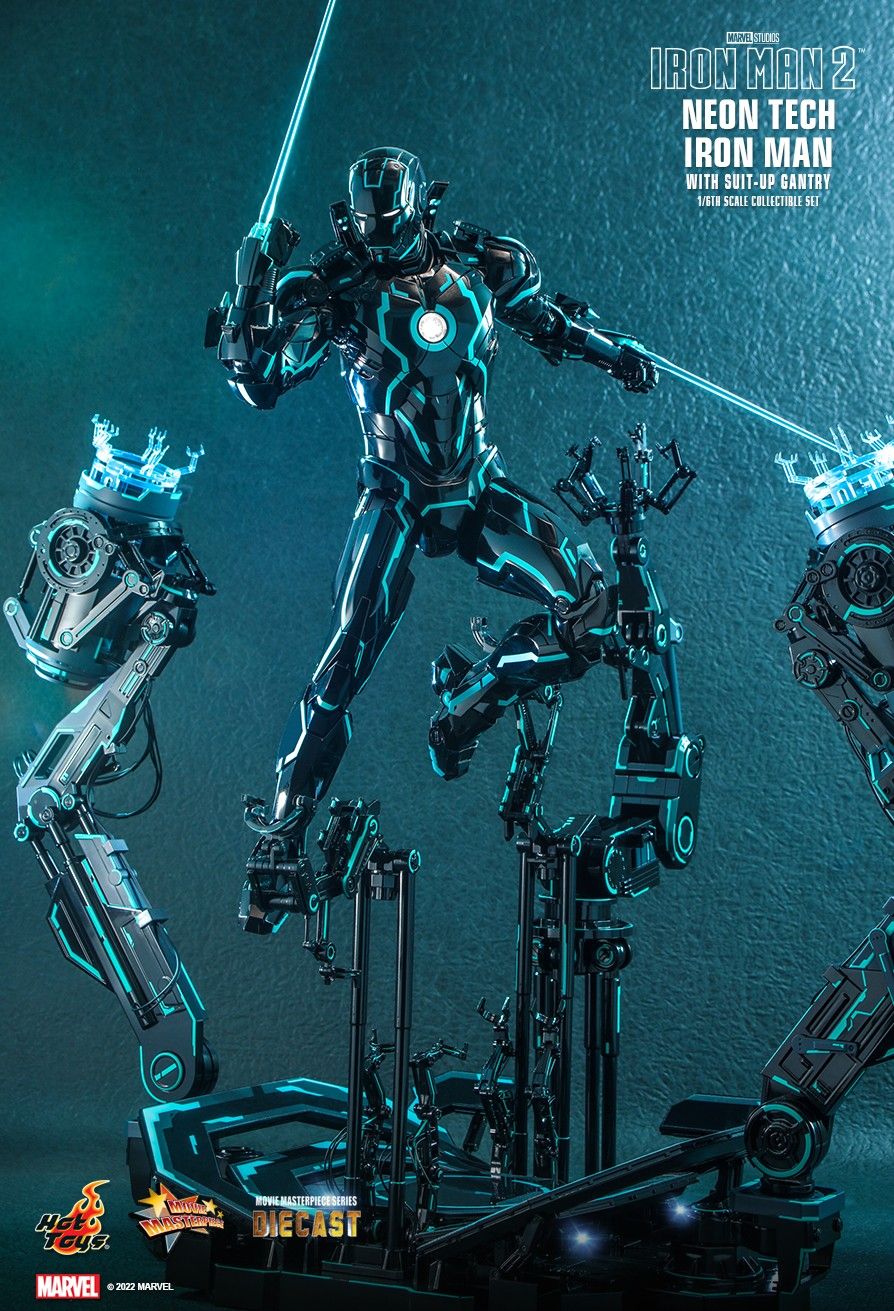 movie - NEW PRODUCT: HOT TOYS: IRON MAN 2: NEON TECH IRON MAN WITH SUIT-UP GANTRY HOT TOYS EXCLUSIVE 1/6TH SCALE DIECAST COLLECTIBLE FIGURE SET 3784