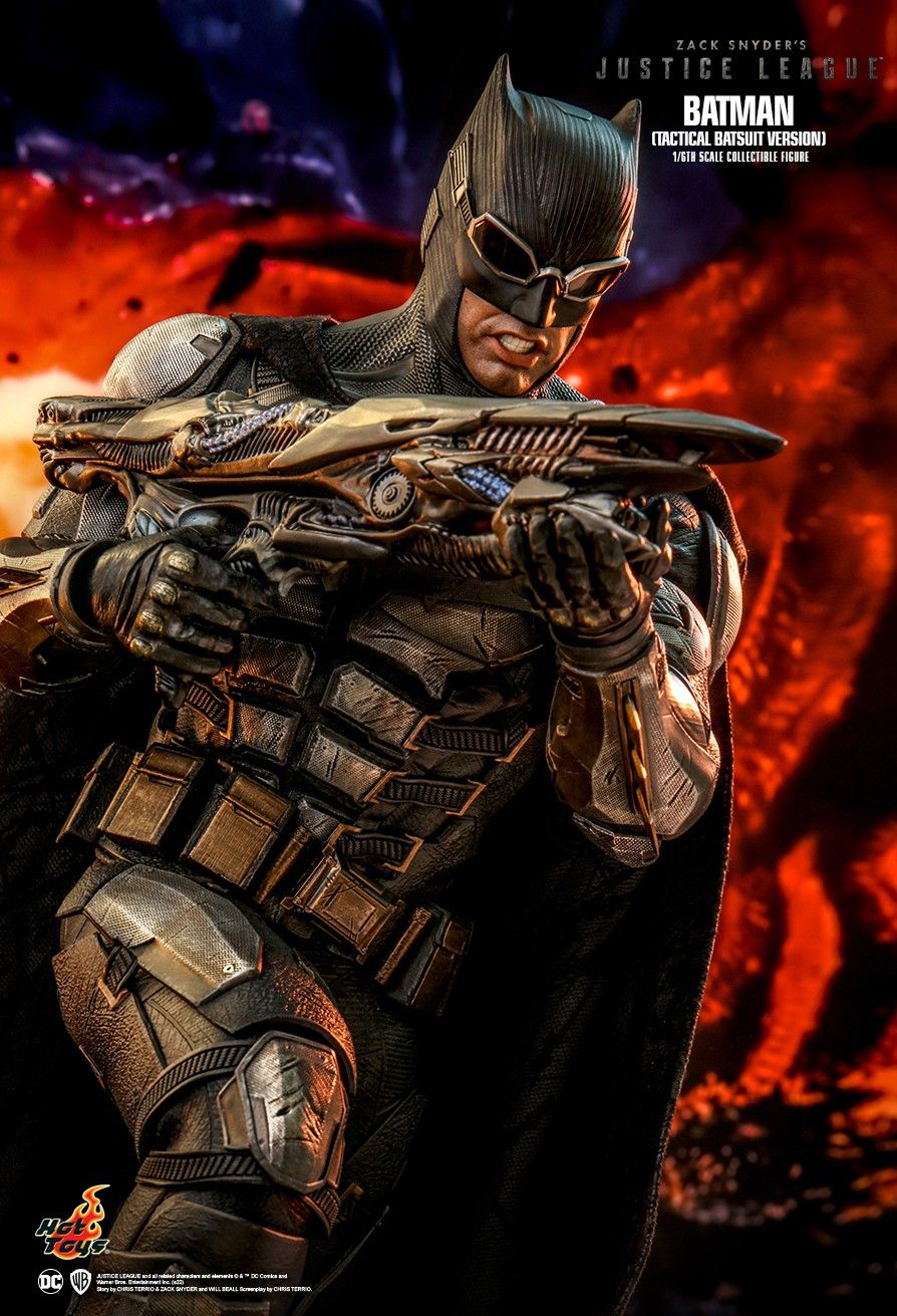 DC - NEW PRODUCT: HOT TOYS: ZACK SNYDER'S JUSTICE LEAGUE BATMAN (TACTICAL BATSUIT VERSION) 1/6TH SCALE COLLECTIBLE FIGURE 4732