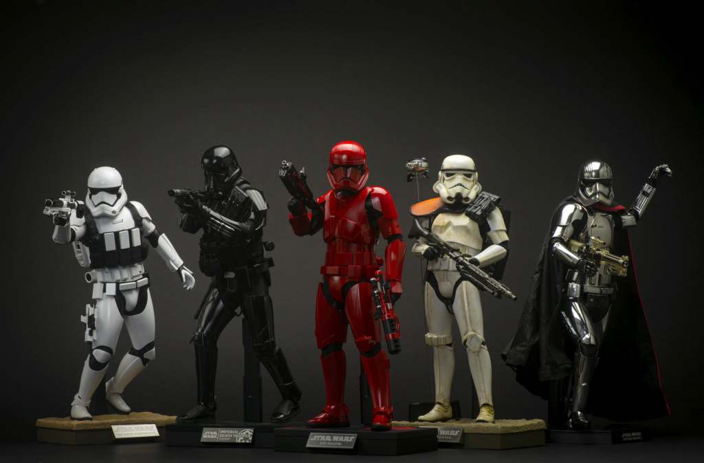 newproduct - NEW PRODUCT: HOT TOYS: STAR WARS: THE RISE OF SKYWALKER SITH TROOPER 1/6TH SCALE COLLECTIBLE FIGURE 48311910