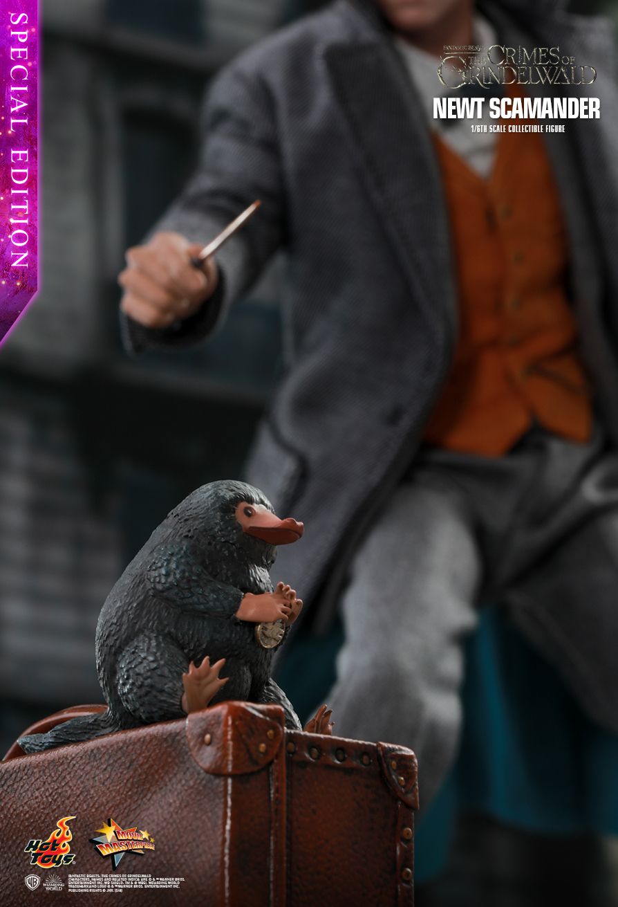 fantasticbeasts - NEW PRODUCT: HOT TOYS: FANTASTIC BEASTS: THE CRIMES OF GRINDELWALD NEWT SCAMANDER 1/6TH SCALE COLLECTIBLE FIGURE 5105