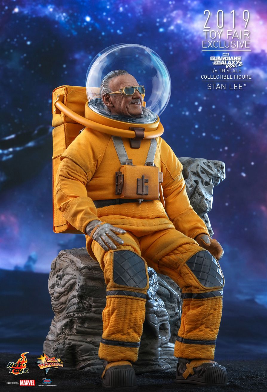 NEW PRODUCT: HOT TOYS: GUARDIANS OF THE GALAXY VOL. 2 STAN LEE® 1/6TH SCALE COLLECTIBLE FIGURE 5236