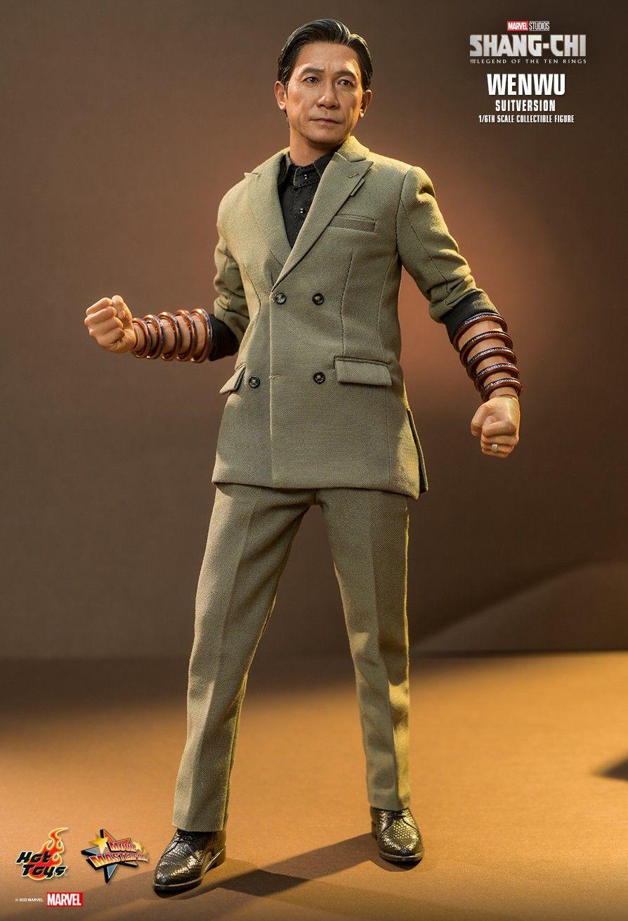 NEW PRODUCT: HOT TOYS: SHANG-CHI AND THE LEGEND OF THE TEN RINGS: WENWU (SUIT VERSION) 1/6TH SCALE COLLECTIBLE FIGURE 5684