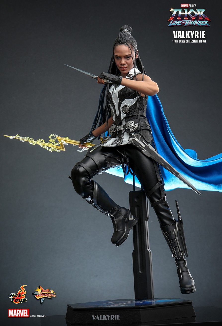 NEW PRODUCT: Hot Toys: Thor: Love And Thunder – Valkyrie 1:6 Scale Collectible Figure MMS673 661710