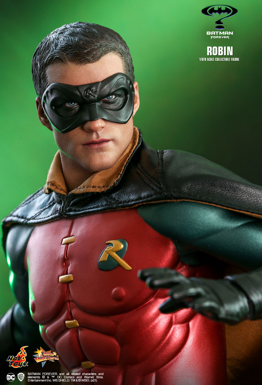 dc - NEW PRODUCT: HOT TOYS: BATMAN FOREVER ROBIN 1/6TH SCALE COLLECTIBLE FIGURE 8370