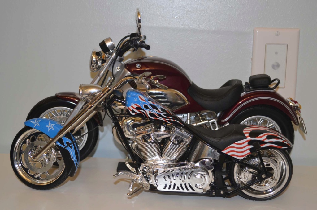 Motorcycles - 1/6 Scale Motorcyles & 1/1 Motorcycles -- Size & Design -- Problems for 1/6 scale _dsc2815