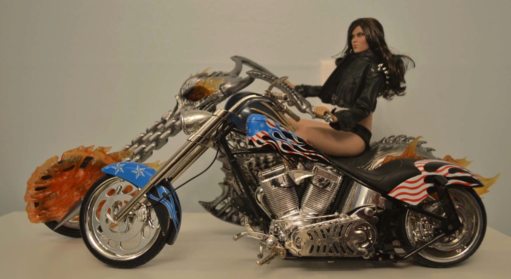 Motorcycles - 1/6 Scale Motorcyles & 1/1 Motorcycles -- Size & Design -- Problems for 1/6 scale _dsc2816