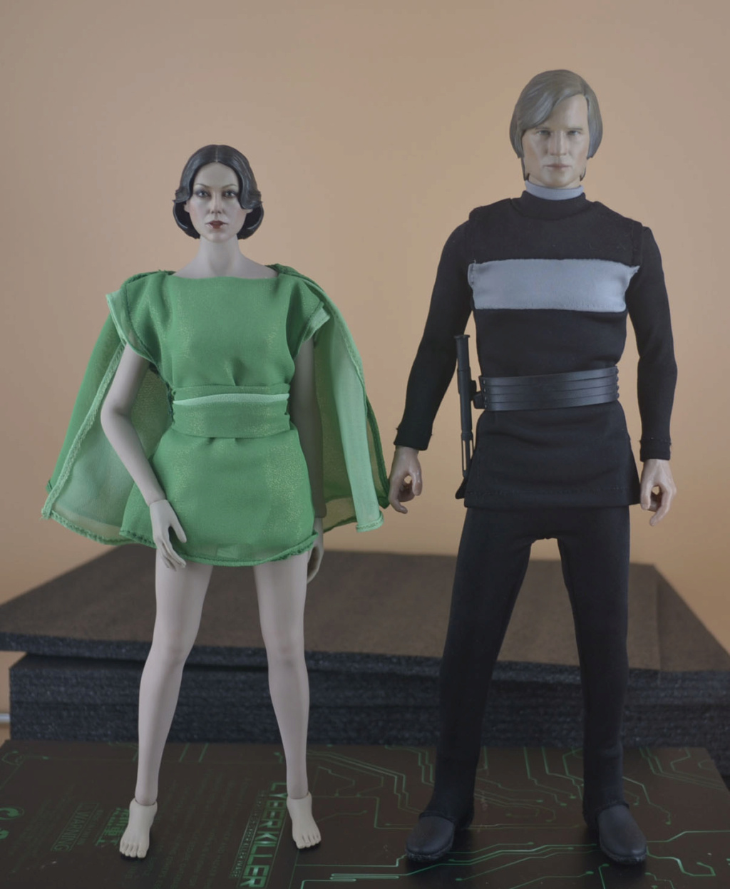 Logan's Run: Logan 5 & Jessica 6 (both head sculpts) - Page 6 _dsc3461