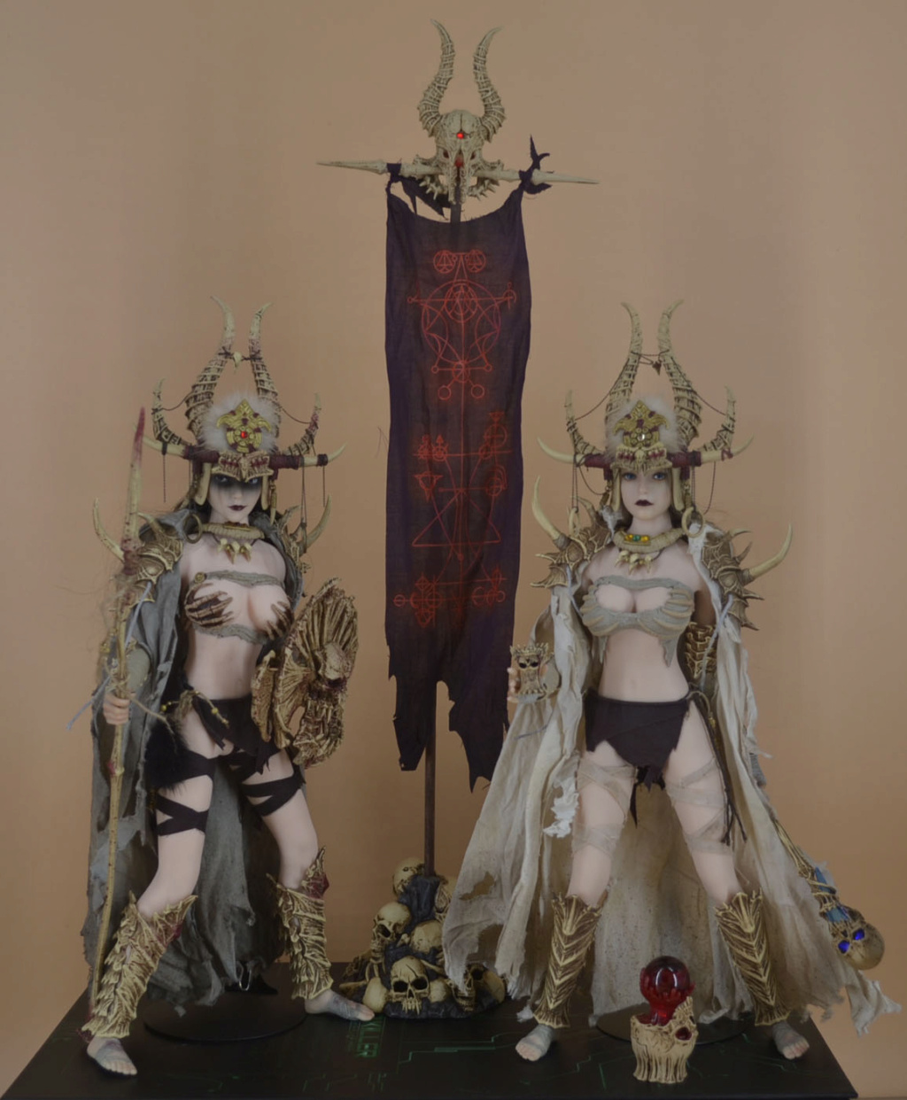 New Product: Pop Toys 1/6 Witch Hunter - Two Versions - Page 6 _dsc3555