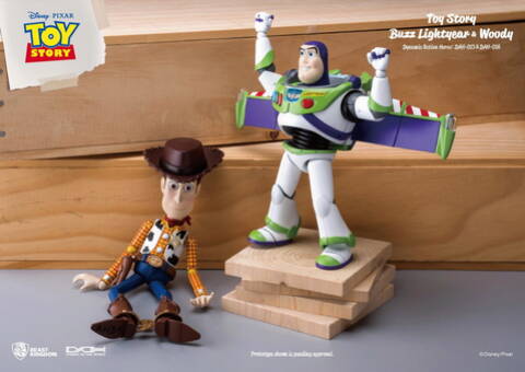NEW PRODUCT: Beast Kingdom: Toy Story - Buzz Lightyear & Woody (DAH015/6)