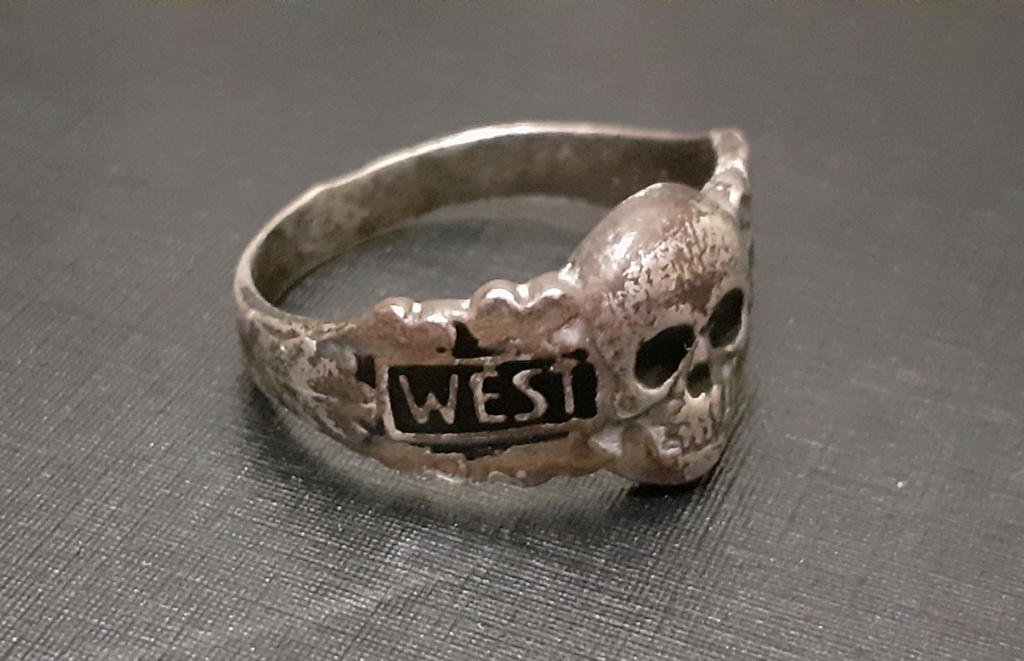 Bague Totenkopf West Wall a authentifier  20200414