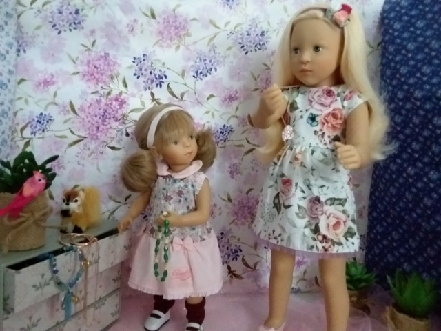 Romy et Rose petites filles coquettes  20220416