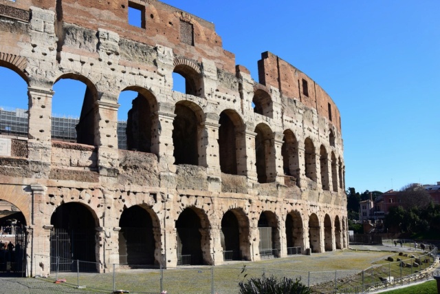 Séjour à Rome: Colisée, Vatican, places, villas Dsc_4314
