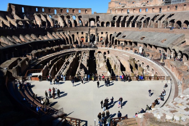 Séjour à Rome: Colisée, Vatican, places, villas Dsc_4315