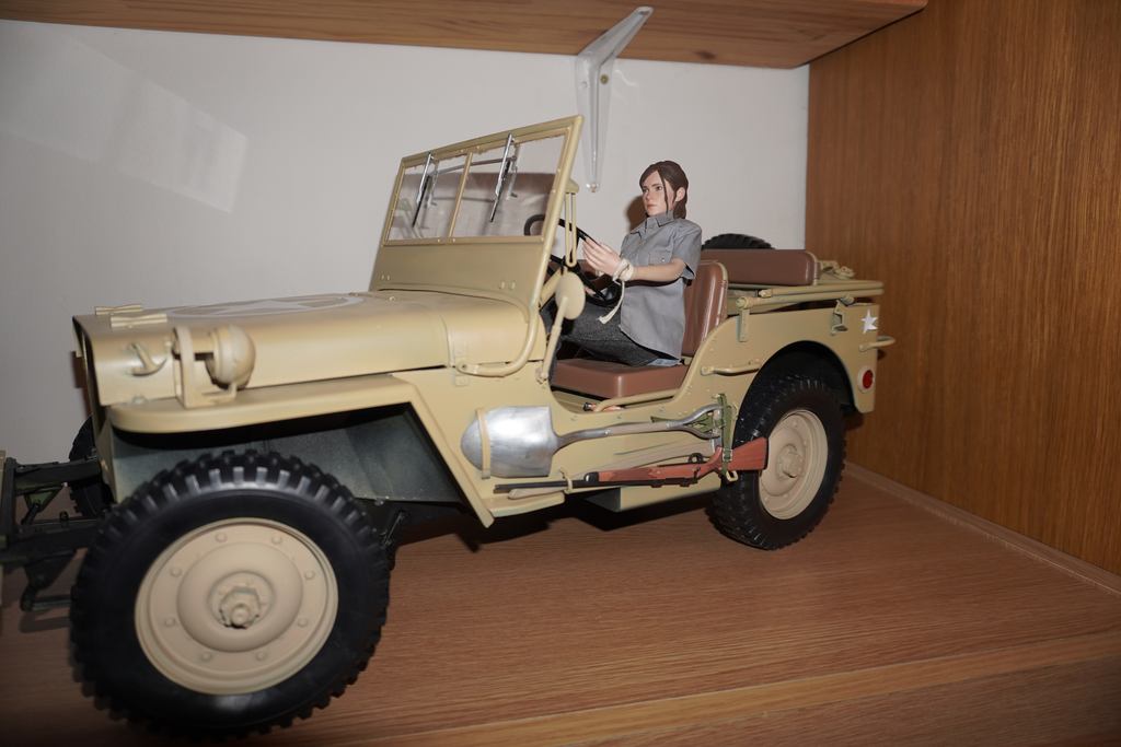 1:6 vehicles, how much would you pay? - Page 3 Jeep0410