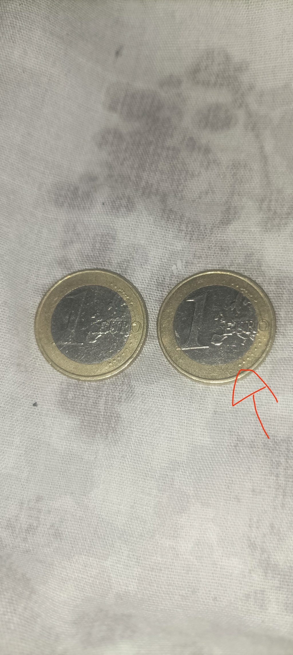 Moneda de 1 euro descentrada  Img_2015