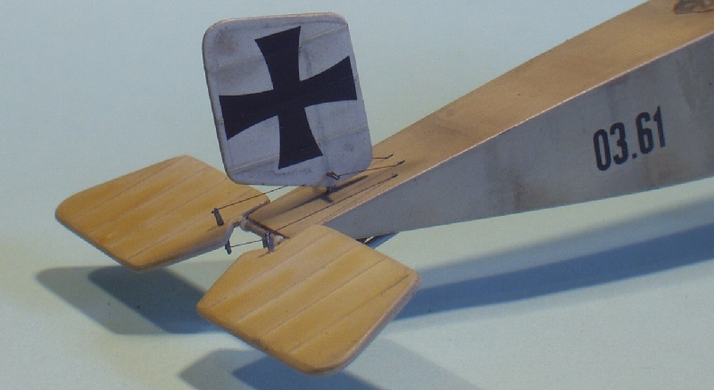 Fokker B II - Special hobby - 1/48ème. terminé - Page 4 Aad02010