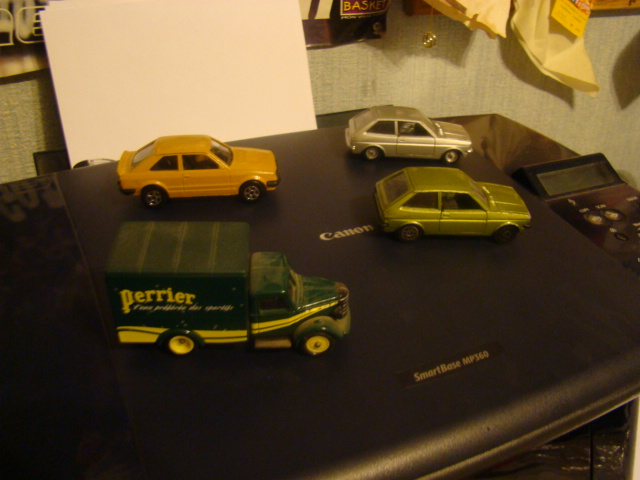 Ma collection de miniature Ford et autre Dsc01110