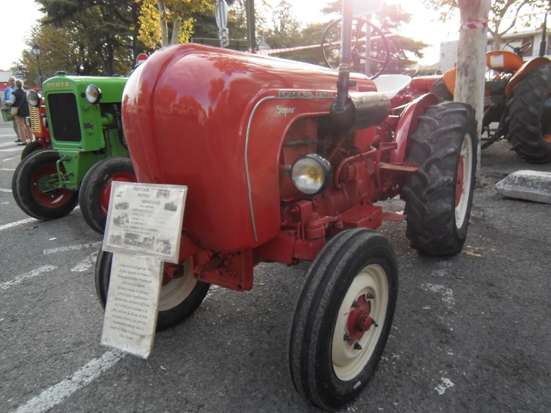 13 SENAS  le 21 Octobre 2012 : défilé de vieux tracteurs....et vieux métiers Senas_15