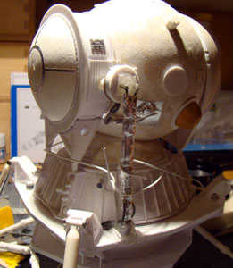 module russe lunaire - Module lunaire soviétique LK – Maquette 1/24ème - Page 7 Dsc00820