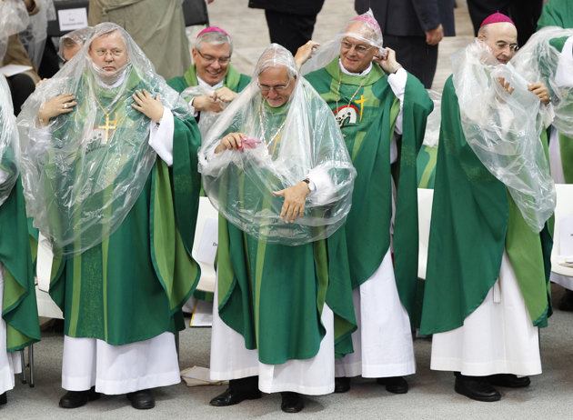 L'Eglise a enfin dit oui au préservatif !    Peresv10