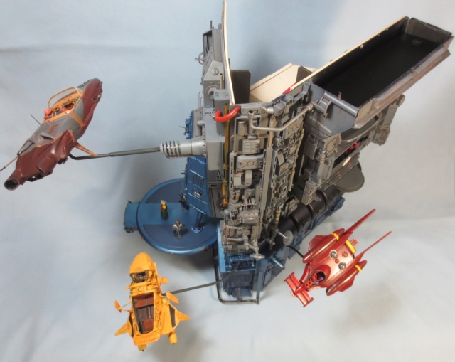 STAR WARS : Coruscant (1/48) - Page 7 Dessus11