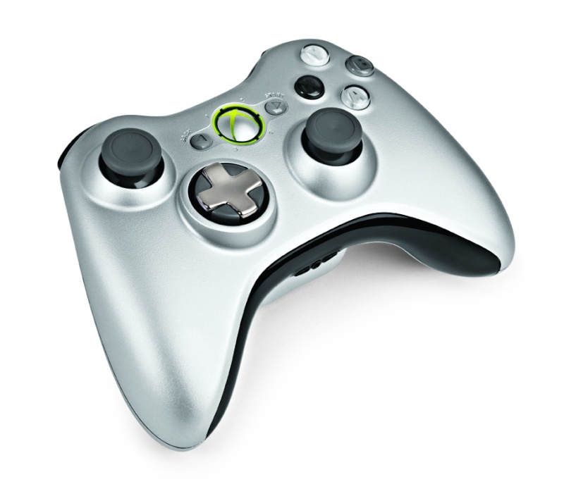 Il nuovo joypad per Xbox 360 confermato in immagini, video e data di uscita Big_4910