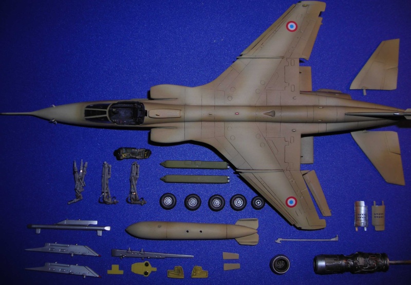 [ITALERI] 1/72 - Sepecat Jaguar avec réacteur   - Page 5 Dscn2110