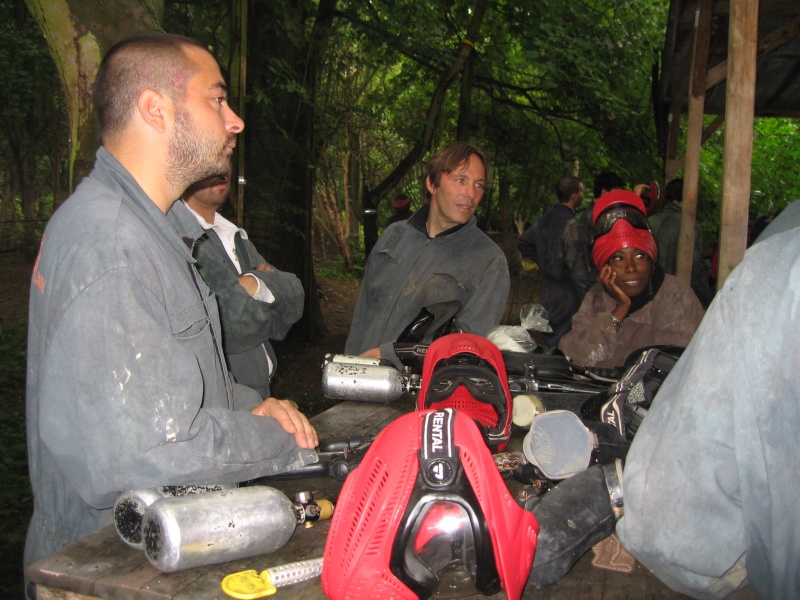 "Compte rendu" IDF : PAINTBALL - BARBECUE  Img_2150