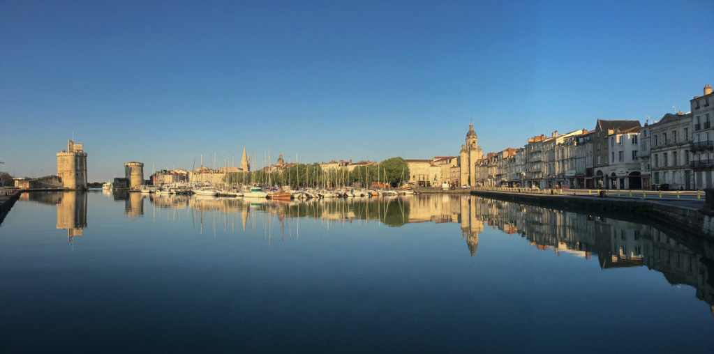 Reflet sur le port de La Rochelle Img_4711