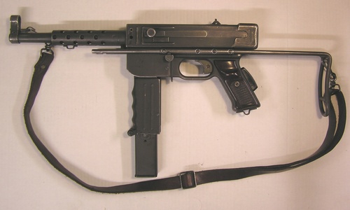 Le pistolet mitrailleur de 9 mm modèle 1949 4pm_ma10